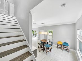 1251 NE 32nd St, Oakland Park FL 33334