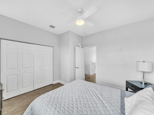 1251 NE 32nd St, Oakland Park FL 33334