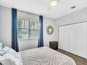 1251 NE 32nd St, Oakland Park FL 33334