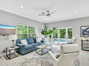 1251 NE 32nd St, Oakland Park FL 33334