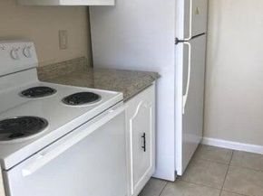 1331 Gateway Drive, Lantana FL 33462