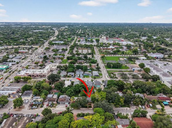 1141 SW 25th Ave, Fort Lauderdale FL 33312