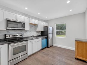 1141 SW 25th Ave, Fort Lauderdale FL 33312