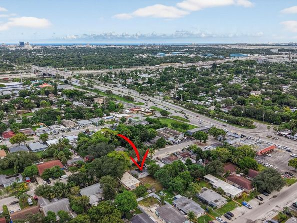 1141 SW 25th Ave, Fort Lauderdale FL 33312