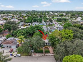 1141 SW 25th Ave, Fort Lauderdale FL 33312