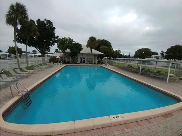 2851 E Golf Blvd 107, Pompano Beach FL 33064