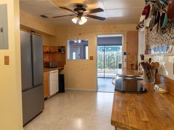 2048 SW 28th Terrace, Fort Lauderdale FL 33312