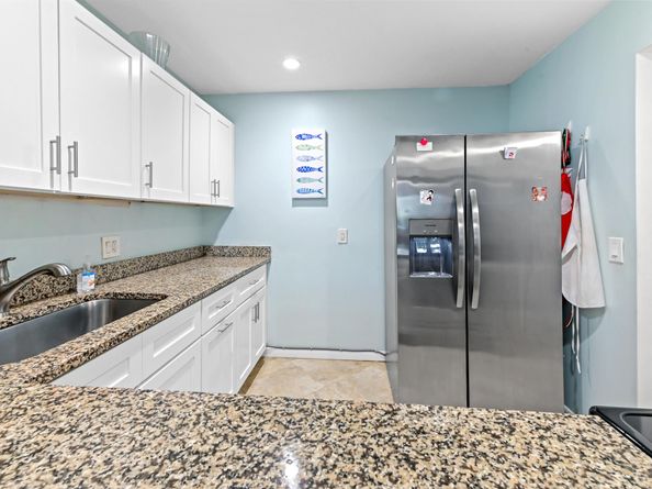 1516 S Lakeside Drive 110, Lake Worth Beach FL 33460