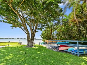 1516 S Lakeside Drive 110, Lake Worth Beach FL 33460