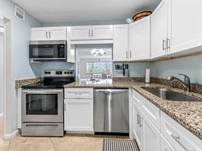 1516 S Lakeside Drive 110, Lake Worth Beach FL 33460