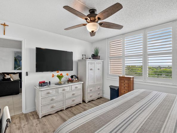 14527 Bonaire Boulevard 702, Delray Beach FL 33446