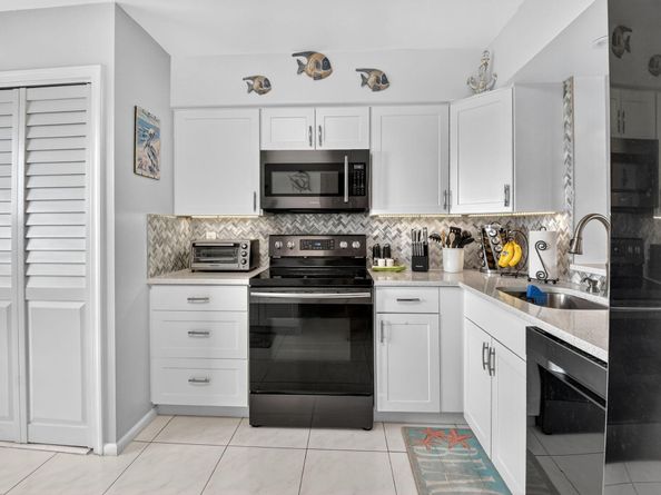 14527 Bonaire Boulevard 702, Delray Beach FL 33446