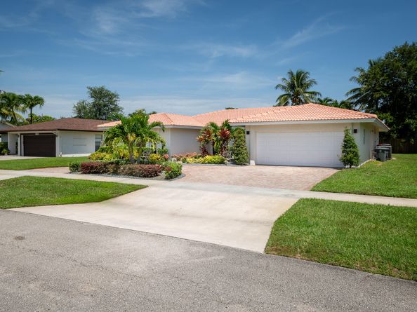 4853 Willow Drive, Boca Raton FL 33487