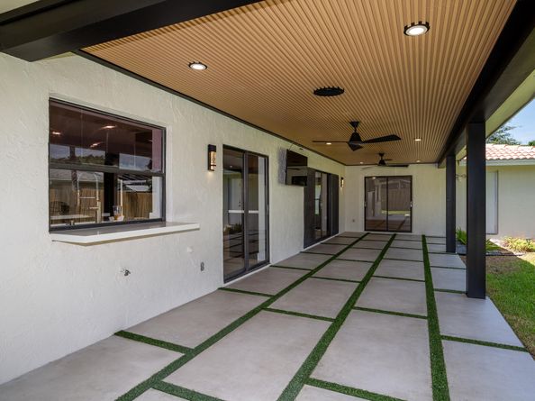 4853 Willow Drive, Boca Raton FL 33487