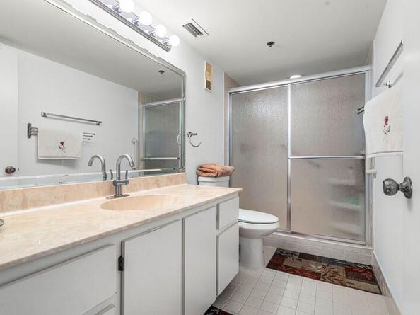 7310 Ashford Place Place 803, Delray Beach FL 33446