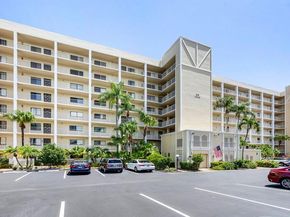7310 Ashford Place Place 803, Delray Beach FL 33446
