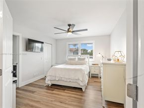700 SE 14th Street J, Fort Lauderdale FL 33316
