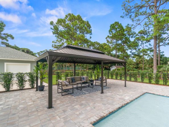 14450 69th Drive N, Palm Beach Gardens FL 33418