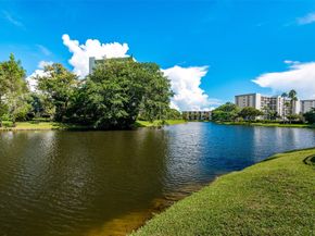 2307 S Cypress Bend Dr 108A, Pompano Beach FL 33069