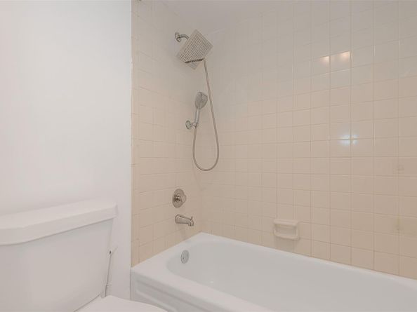 2307 S Cypress Bend Dr 108A, Pompano Beach FL 33069