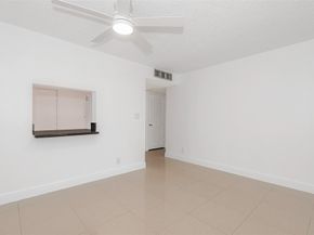 2307 S Cypress Bend Dr 108A, Pompano Beach FL 33069