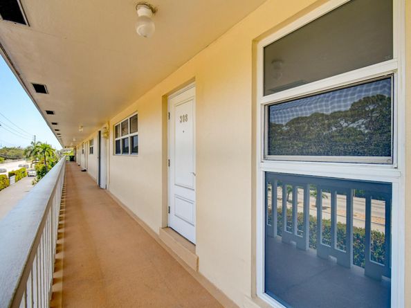 1200 SW 12th Street 308, Fort Lauderdale FL 33315