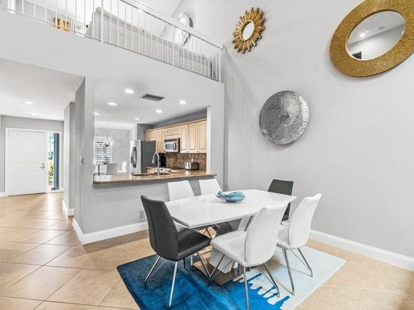 17064 Boca Club Boulevard 3, Boca Raton FL 33487