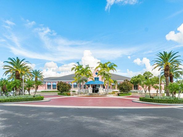 17064 Boca Club Boulevard 3, Boca Raton FL 33487