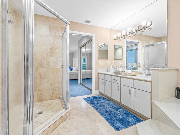17064 Boca Club Boulevard 3, Boca Raton FL 33487