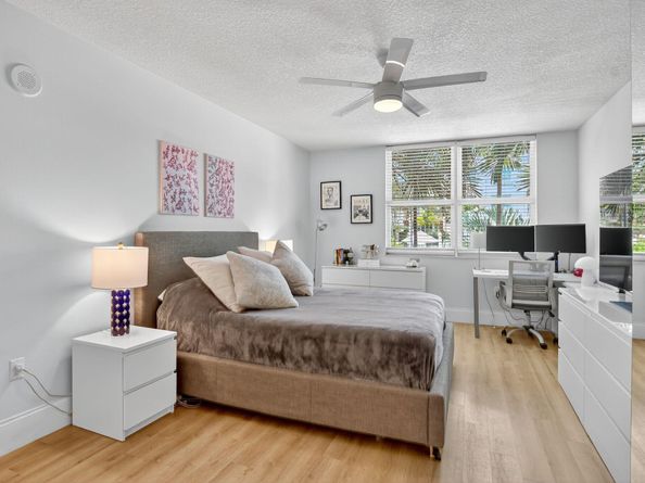 99 SE Mizner Boulevard 712, Boca Raton FL 33432