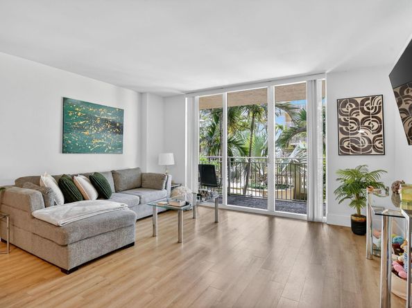 99 SE Mizner Boulevard 712, Boca Raton FL 33432
