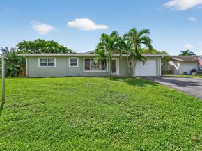 1022 SW 25th Avenue, Boynton Beach FL 33426