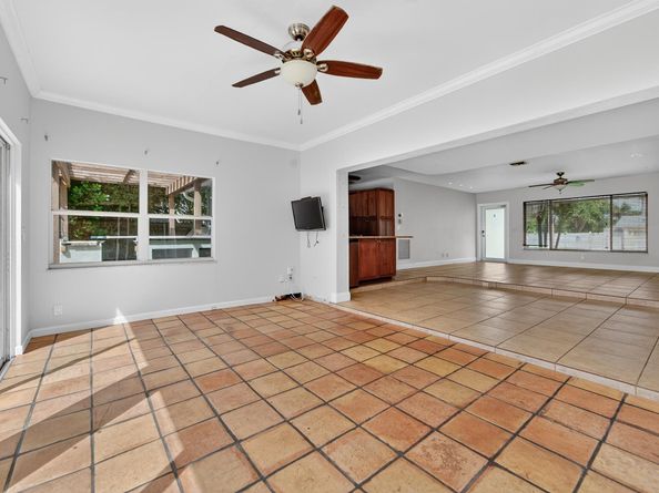 1022 SW 25th Avenue, Boynton Beach FL 33426