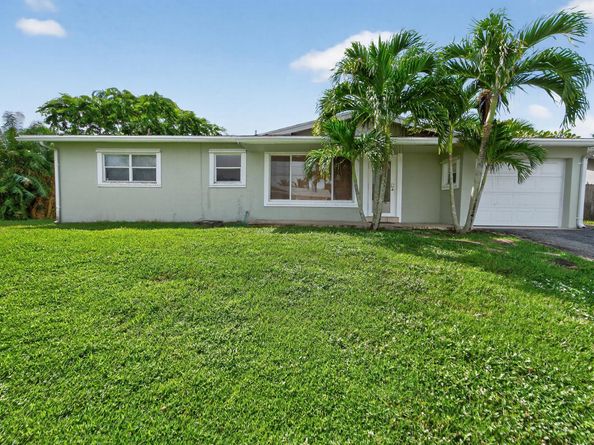1022 SW 25th Avenue, Boynton Beach FL 33426