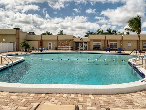2930 Crosley Drive E M, West Palm Beach FL 33415