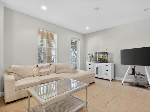 107 Ennis Lane, Jupiter FL 33458