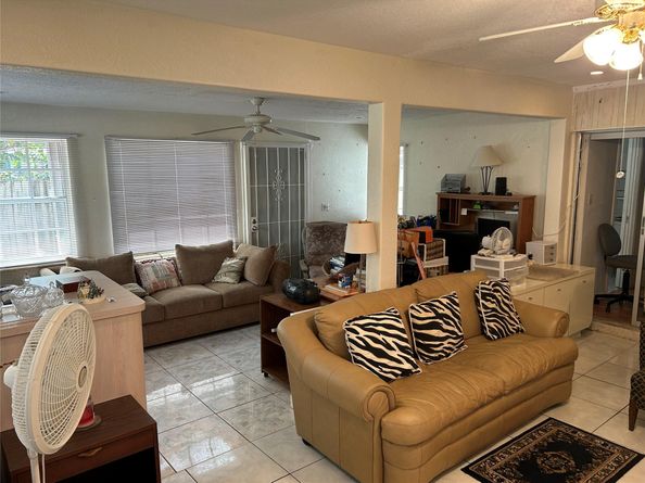 Undisclosed Address #FX-10529477, Lauderdale Lakes FL 33319
