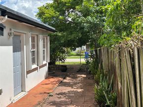 Undisclosed Address #FX-10529477, Lauderdale Lakes FL 33319