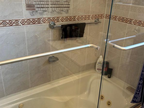 Undisclosed Address #FX-10529477, Lauderdale Lakes FL 33319