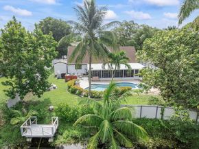 400 NW 98th Avenue, Pembroke Pines FL 33024