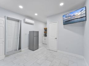 400 NW 98th Avenue, Pembroke Pines FL 33024