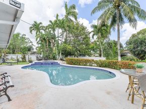 400 NW 98th Avenue, Pembroke Pines FL 33024