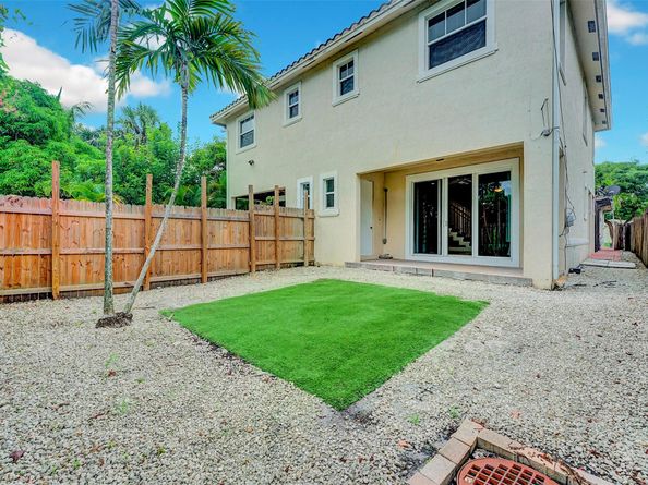1216 NW 2nd Ave, Fort Lauderdale FL 33311