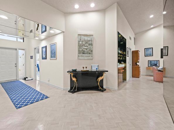 6907 Fountains Circle, Lake Worth FL 33467