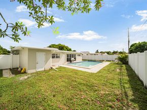 7000 Hope St, Hollywood FL 33024