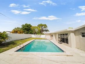 7000 Hope St, Hollywood FL 33024