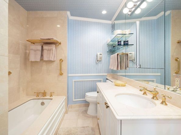 44 Cocoanut Row 227b, Palm Beach FL 33480