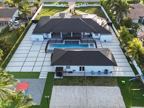 365 NW 132nd Ave, Miami FL 33182