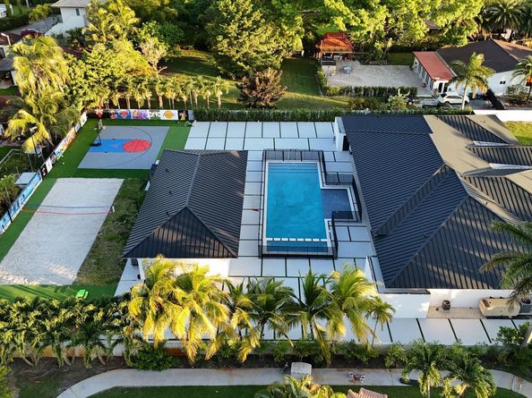 365 NW 132nd Ave, Miami FL 33182