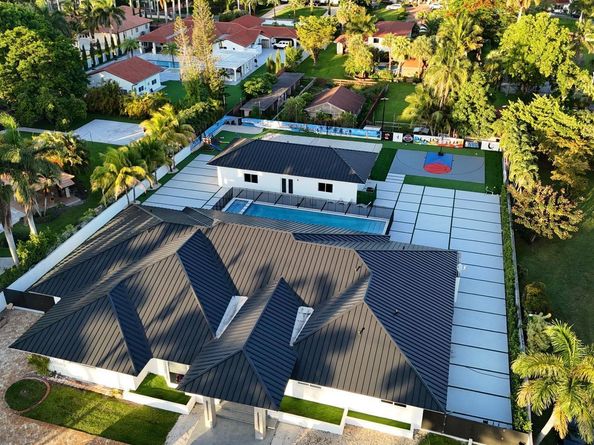 365 NW 132nd Ave, Miami FL 33182